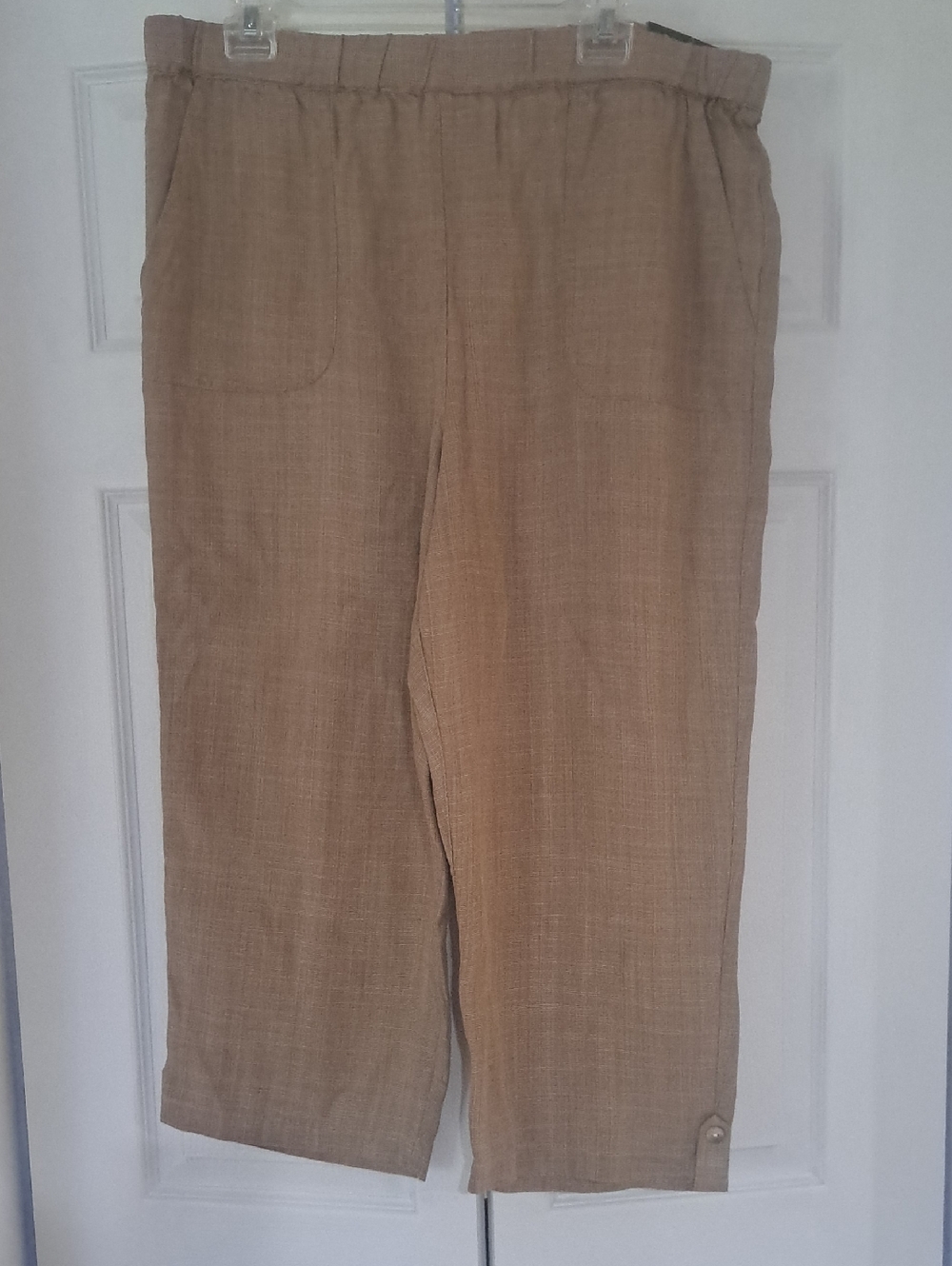 NEW Alfred Dunner Sz 14 Capri Linen-Blend Tan Pants